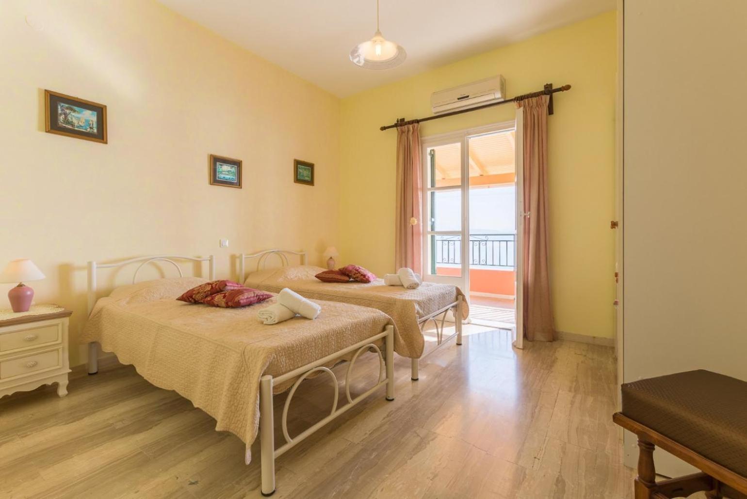 Villa Aris Gimari Dış mekan fotoğraf