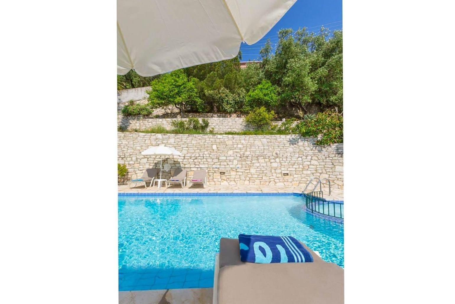 Villa Aris Gimari Dış mekan fotoğraf